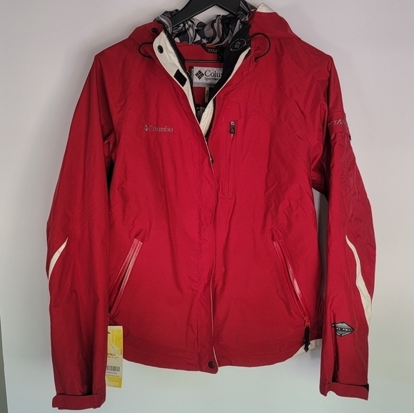 NWT Columbia Titanium Red Omni Dry Winter Jacket Women's Size M - Picture 1 of 6